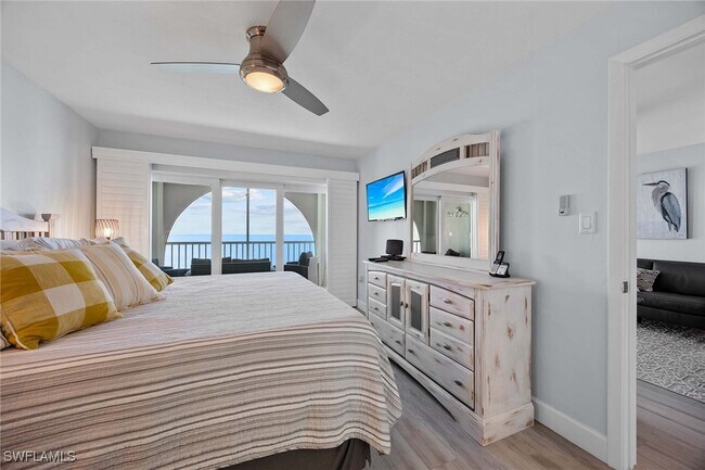 Photo - 26000 Hickory Blvd Unit 805