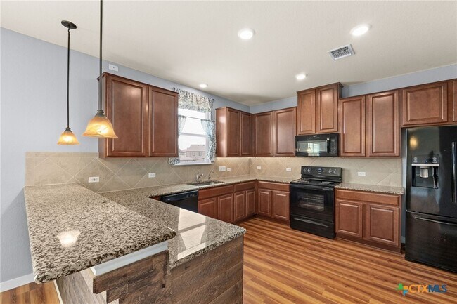 Photo - 1053 Sagebrush Dr