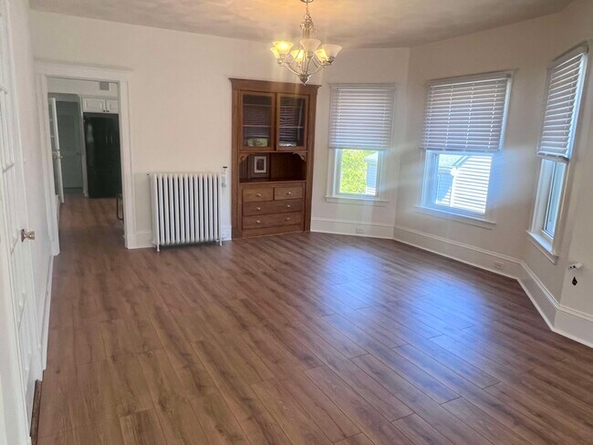 Photo - 61 Wollaston Ave Unit 61 Wollaston Ave - 2