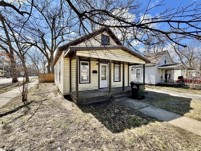 Two Bedroom Home in Muskegon - Two Bedroom Home in Muskegon