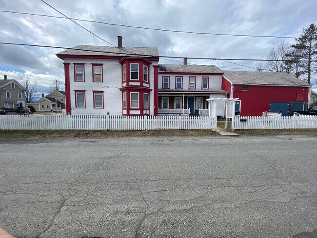 Photo - 196 Main St Unidad 2