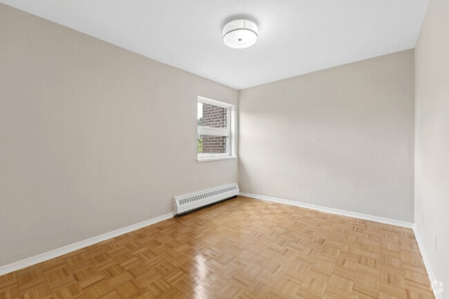 3BR, 1.5BA - 1,150SF - Bedroom
