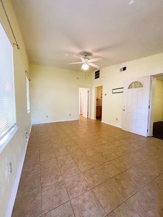 Photo - North Fort Myers Single Family Home