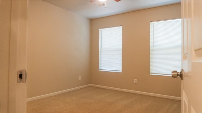 Photo - 6619 Carver Rd