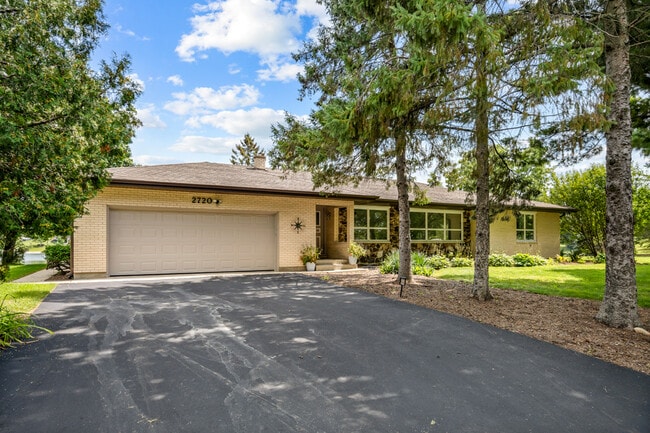Photo - 2720 N Bayview Ln
