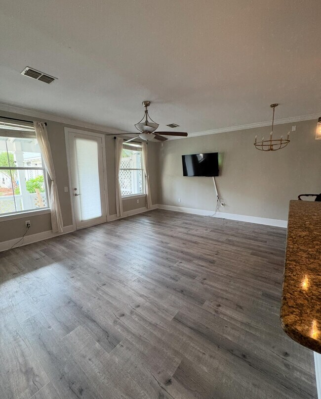 Photo - 20 Bald Eagle Ct