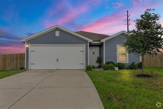 Building Photo - 5502 Sapphire Lagoon Rd Rental