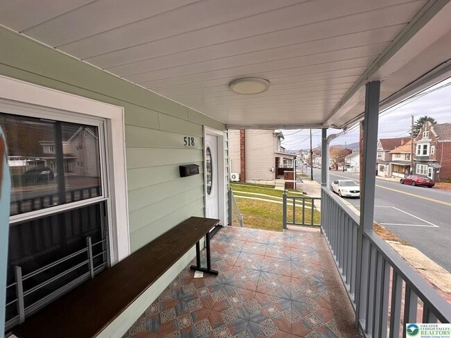 Photo - 518 E Patterson St