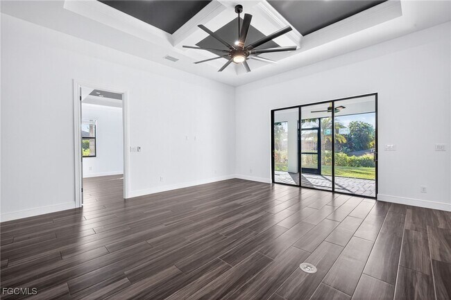 Photo - 332 SW 26th St