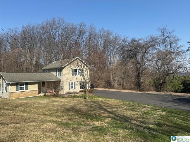 Photo - 3676 Lower Saucon Rd