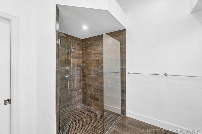 2493 NW 64th St