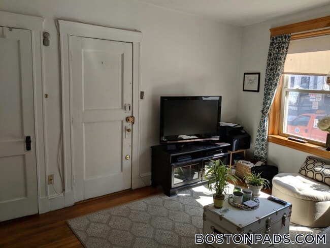 Photo - 97 Hancock St Unidad 2