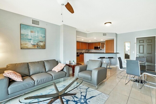 Photo - 610 Clematis St Unit 538