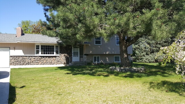 Photo - 3 Bed/2 Bath Northside Home