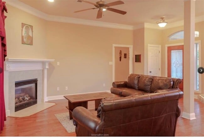 Photo - 4200 Colchester Ct