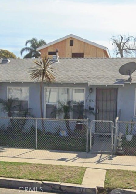 Photo - 506 W L St Townhome