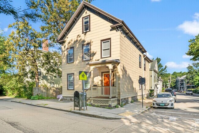 Building Photo - 53 Brookside Ave Unit 1 Rental