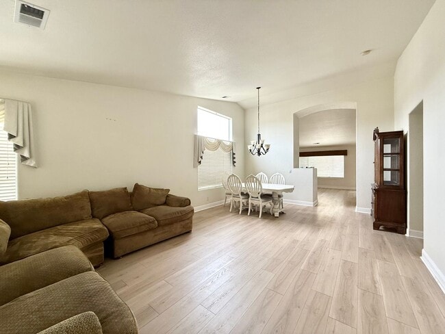 Photo - 2351 Fairhaven Dr