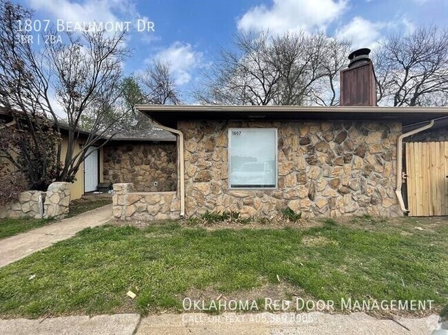 Building Photo - 1807 Beaumont Dr Rental