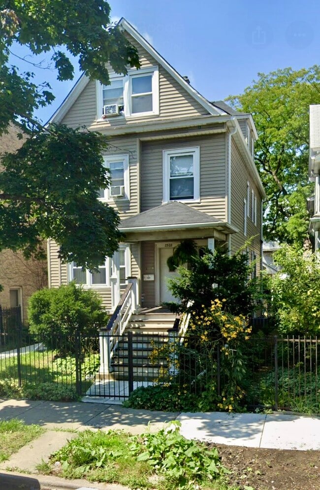 Building Photo - 2302 N Central Park Ave