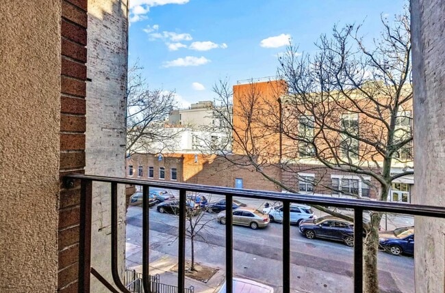 Bright & Airy Brooklyn Home | Comfortable city living