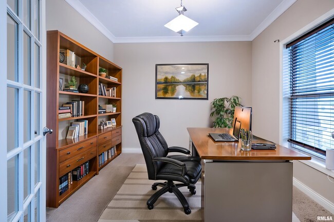 Photo - 2708 W Sesame St Casa