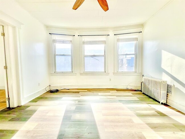 Photo - 331 Princeton Ave