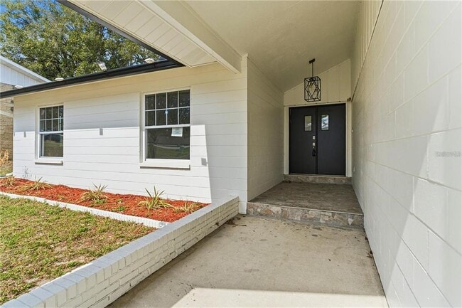 Photo - 616 Water Rd