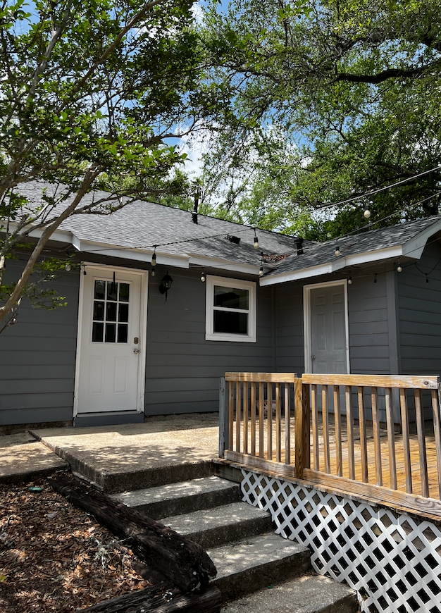 Photo - 203 La Bonne Dr