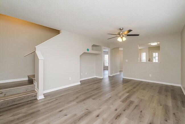 Photo - 6032 Pointe Pleasant Blvd Casa