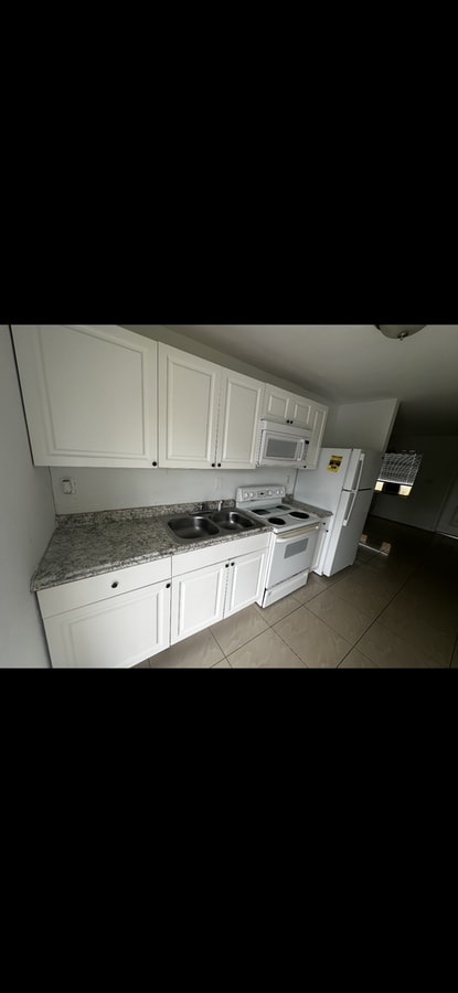 Photo - 809 Ave G Unidad 809 Ave G - Apt B
