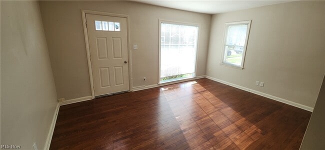 Photo - 2827 Norwood St