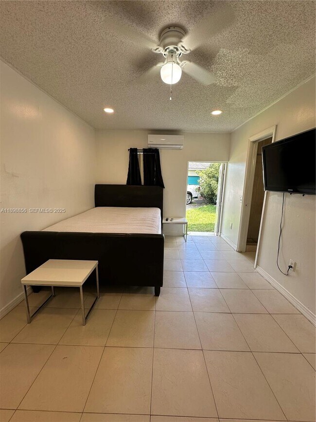 Photo - 11050 NW 28th St Unit 11050