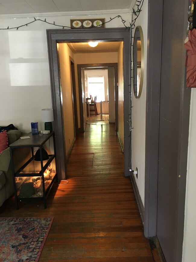 Photo - 114 S Bassett St Unidad 1