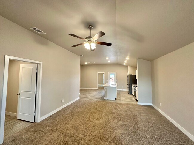 Photo - 3/2/2 in Frenship ISD! Upland Crossing!