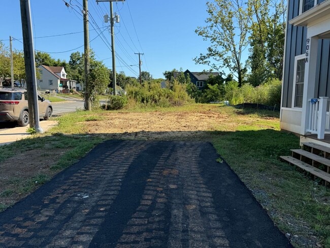Photo - 906 Nassau St Unit 906 Nassau Street -  A