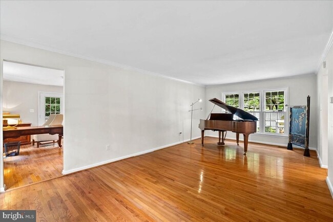 Photo - 2085 Cobblestone Ln