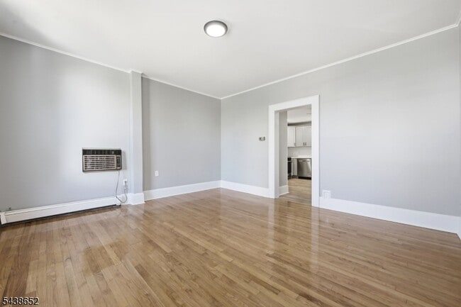 Photo - 508 2nd St