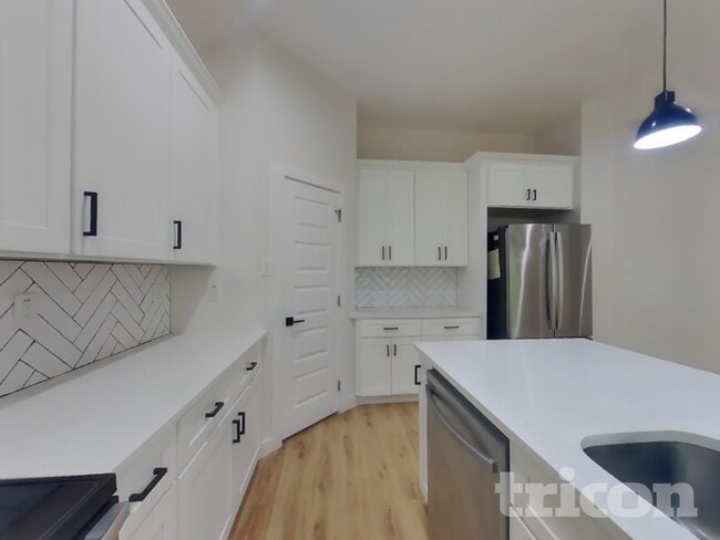 Photo - 328 Lakey Rd