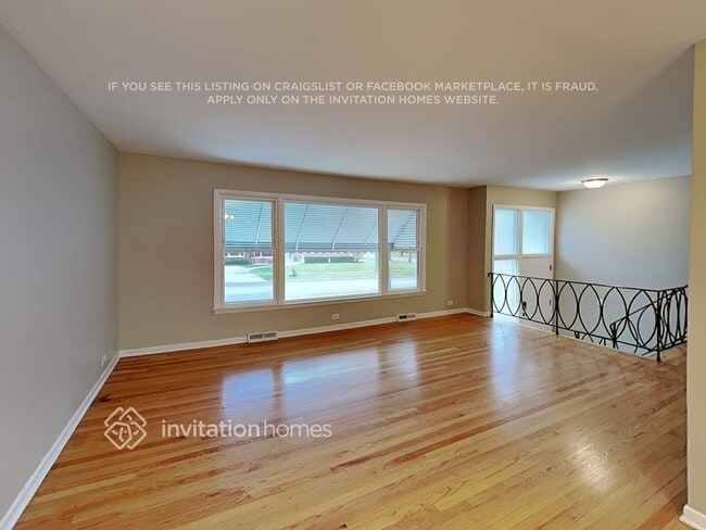 Photo - 404 S Crestwood Ln