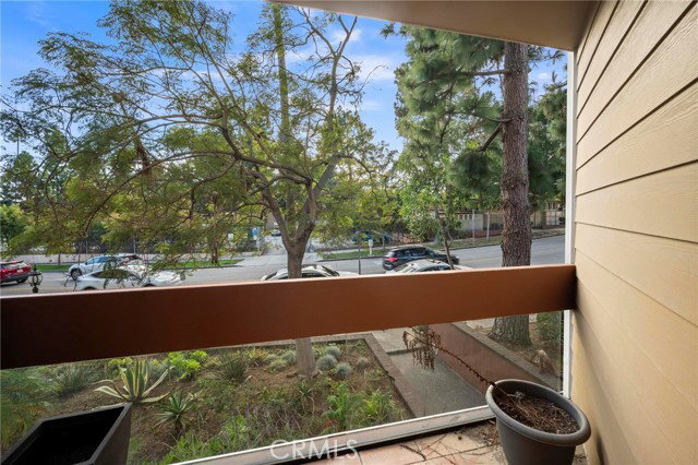 Photo - 750 S Bundy Dr