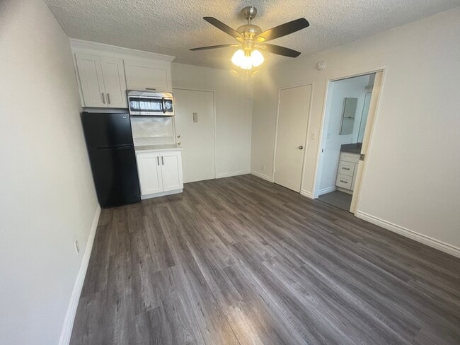 3311 Bagley Ave