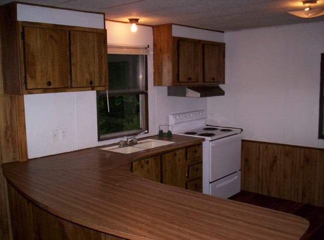 Photo - 547 Creekside Dr