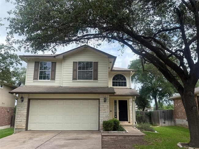 Building Photo - 3809 Castle Rock Cove