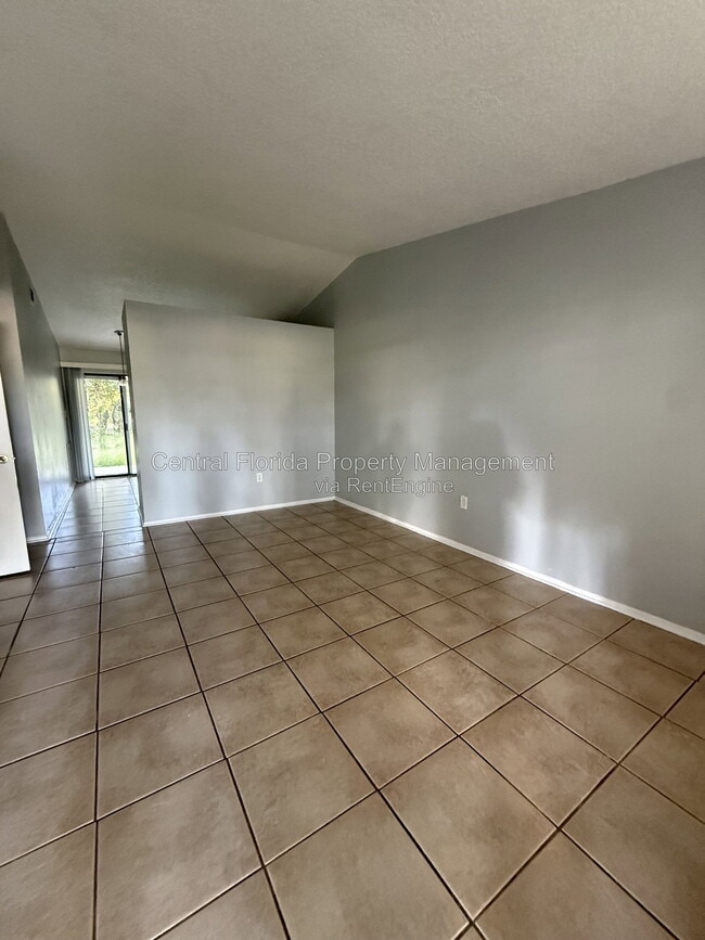 Photo - 1707 Ridgewood Ln Unit A