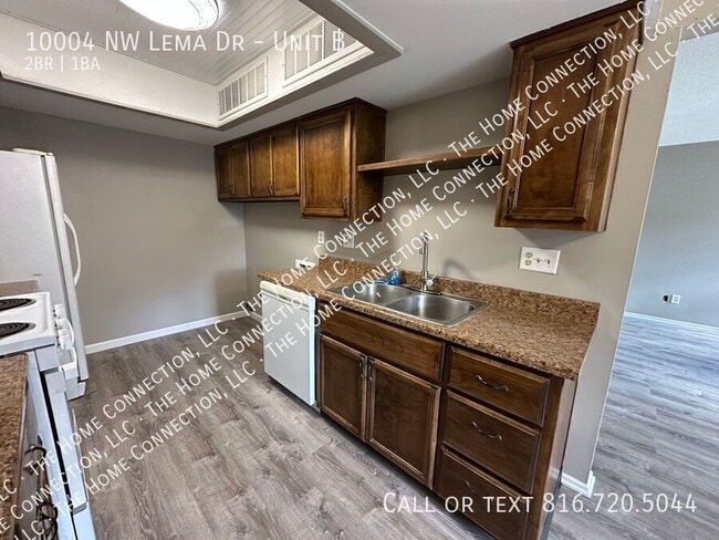Photo - 10004 NW Lema Dr