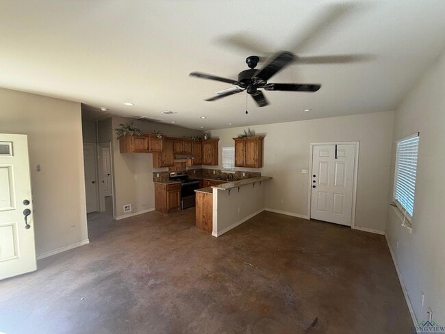 Photo - 156 Summer Creek Dr