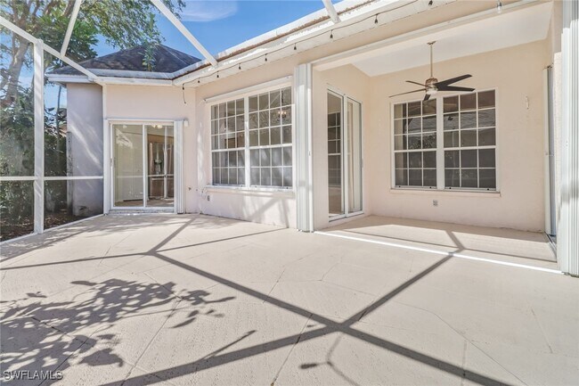 Building Photo - 2663 Aft Ave