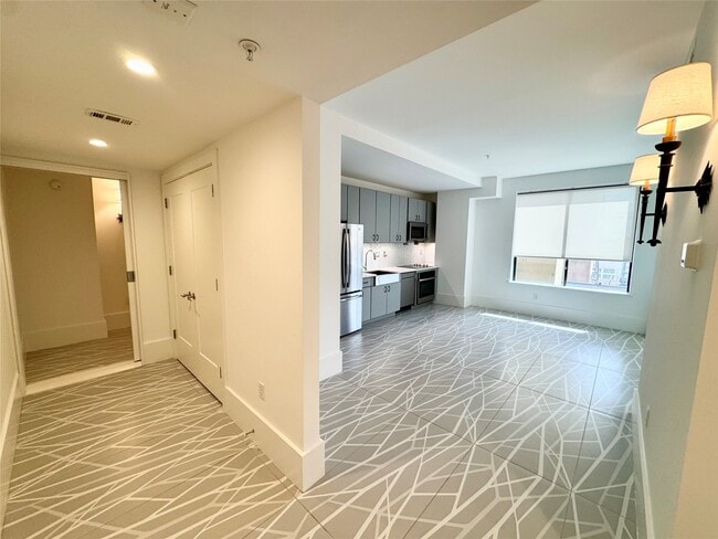 Photo - 2201 Market St Unit 607