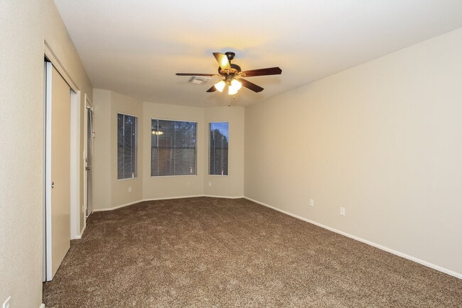 Photo - 2319 E Taro Ln